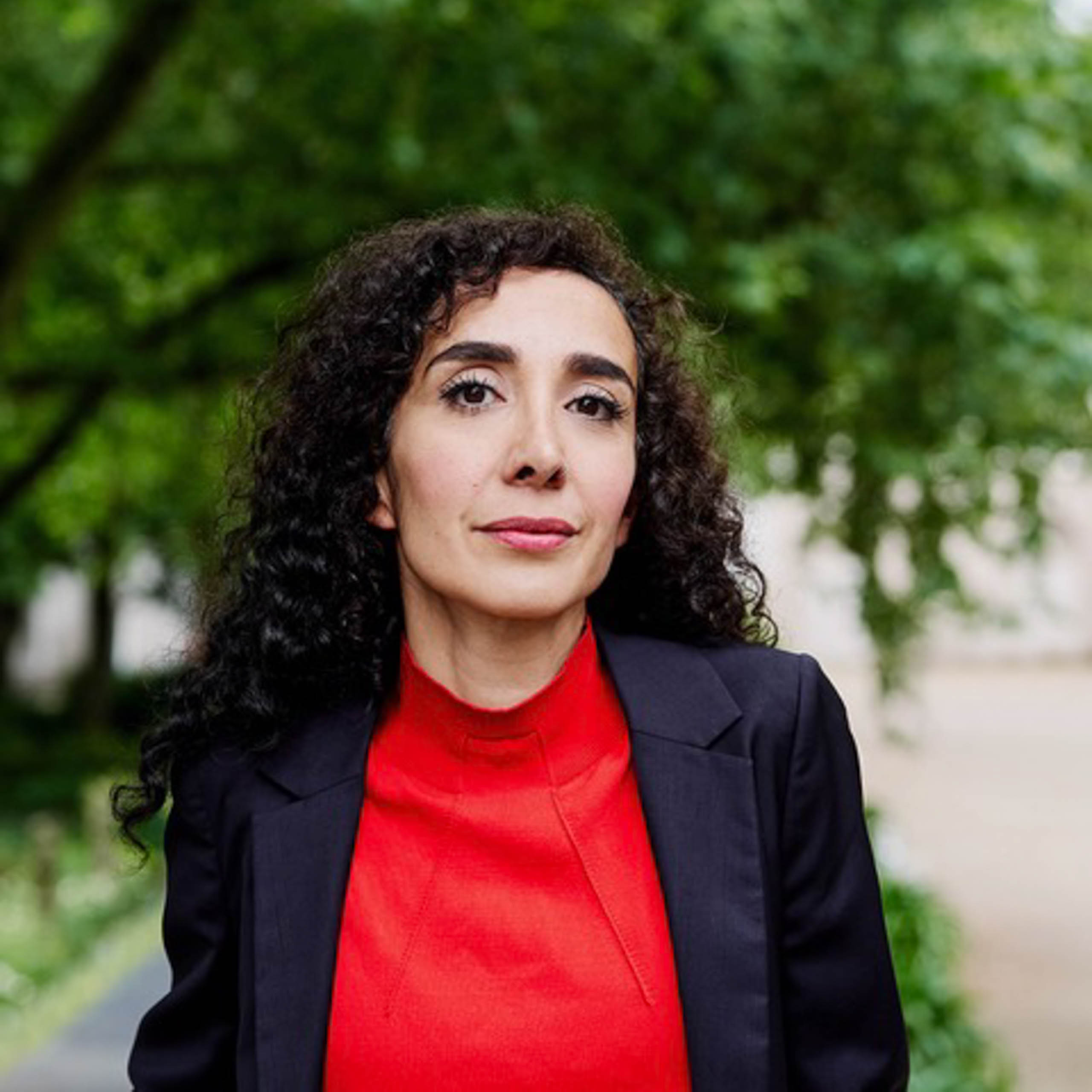 Asha Hedayati über die stille Gewalt
